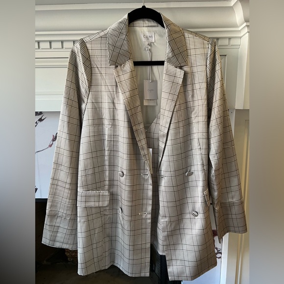 NWT Cami NYC 100% silk blazer and tank set - Picture 4 of 6